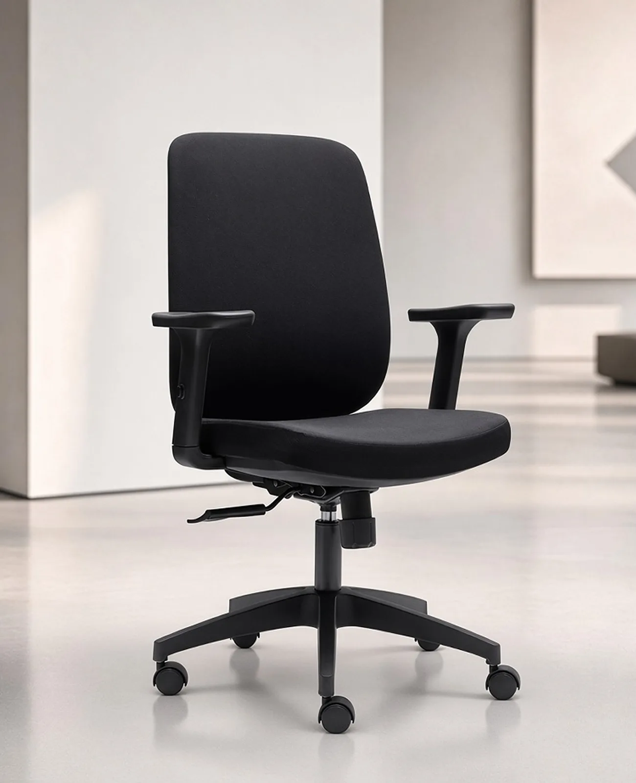 Silla TORINO de Euromof en un puesto de oficina
